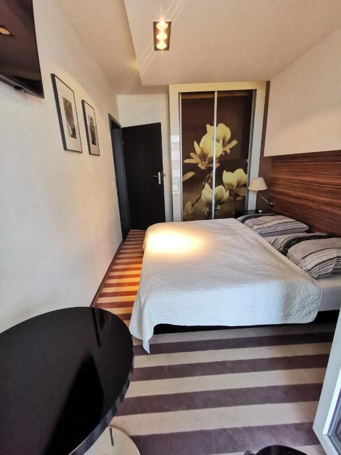 Apartament Prywatny Salon Z Aneksem Kuchennym I Sypialnia W Hotelu Diva Kolberg Exterior foto