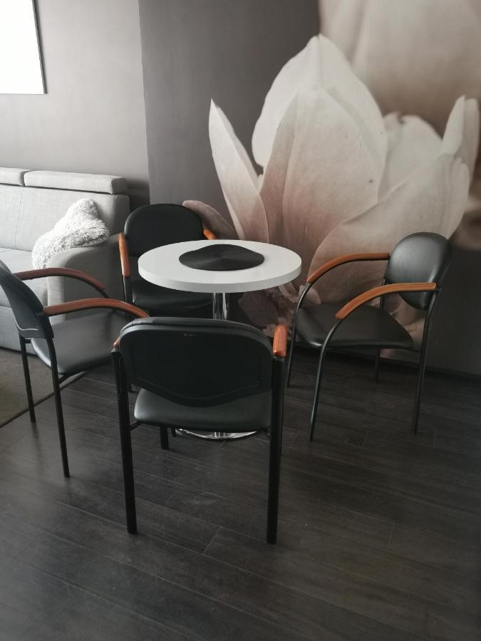 Apartament Prywatny Salon Z Aneksem Kuchennym I Sypialnia W Hotelu Diva Kolberg Exterior foto